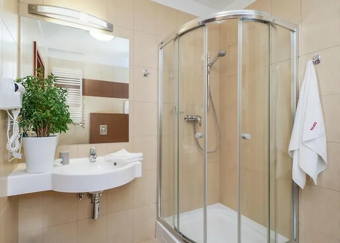 Instytut Zdrowia Sofra Fit & *